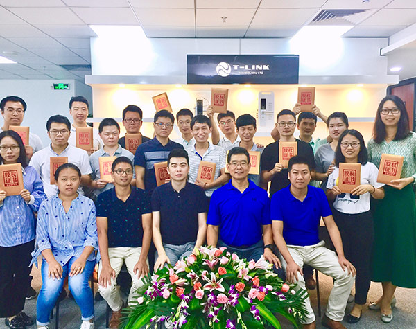 團(tuán)隊(duì)風(fēng)采