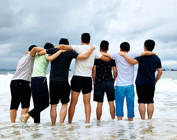 團(tuán)隊(duì)風(fēng)采